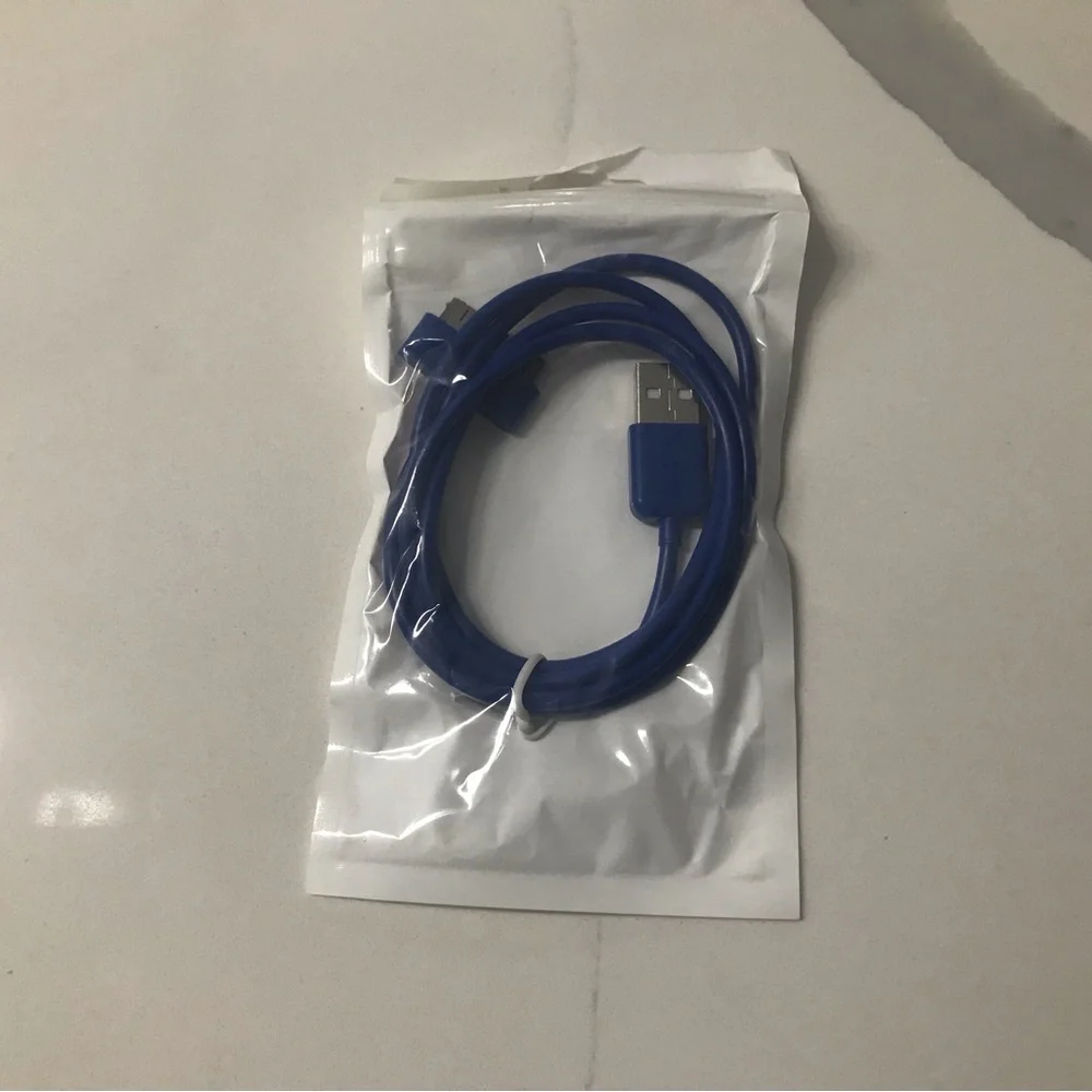 30 pin iPod / older iPad 3ft blue USB cable